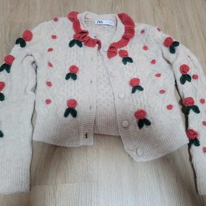 Rose embroidered short wool cardigan Zara